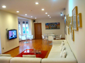Гостиница Hostal Madrazo  Барселона